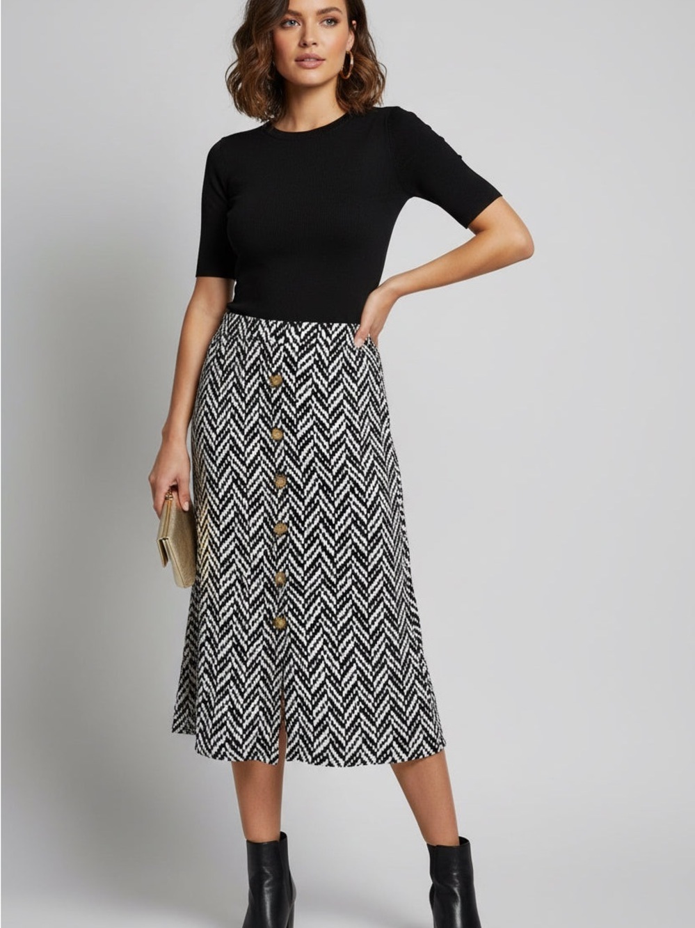 Black & White Chevron Button-Front Midi Skirt